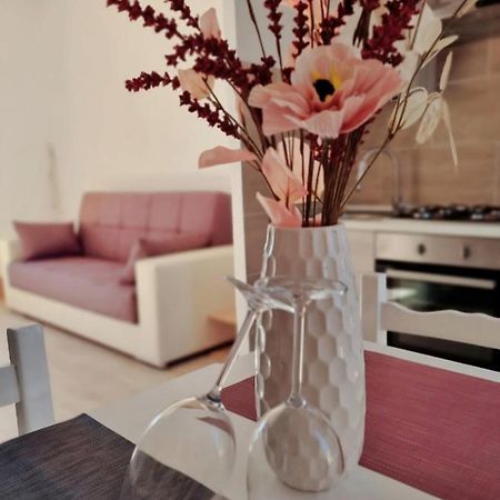 Ferienwohnung Attico Con Terrazzo Relax Ladispoli Exterior foto