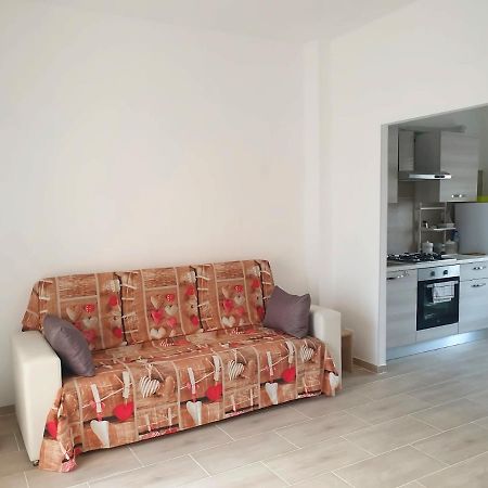 Ferienwohnung Attico Con Terrazzo Relax Ladispoli Exterior foto