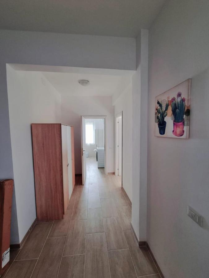 Ferienwohnung Attico Con Terrazzo Relax Ladispoli Exterior foto